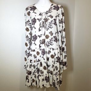 LA Hearts Babydoll Dress - White Paisley Print